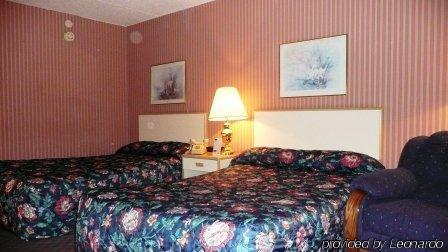 Days Inn By Wyndham Florence Downtown Oda fotoğraf