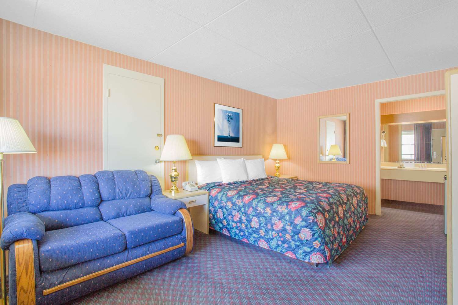 Days Inn By Wyndham Florence Downtown Dış mekan fotoğraf