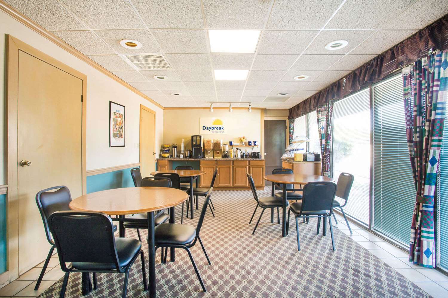 Days Inn By Wyndham Florence Downtown Dış mekan fotoğraf